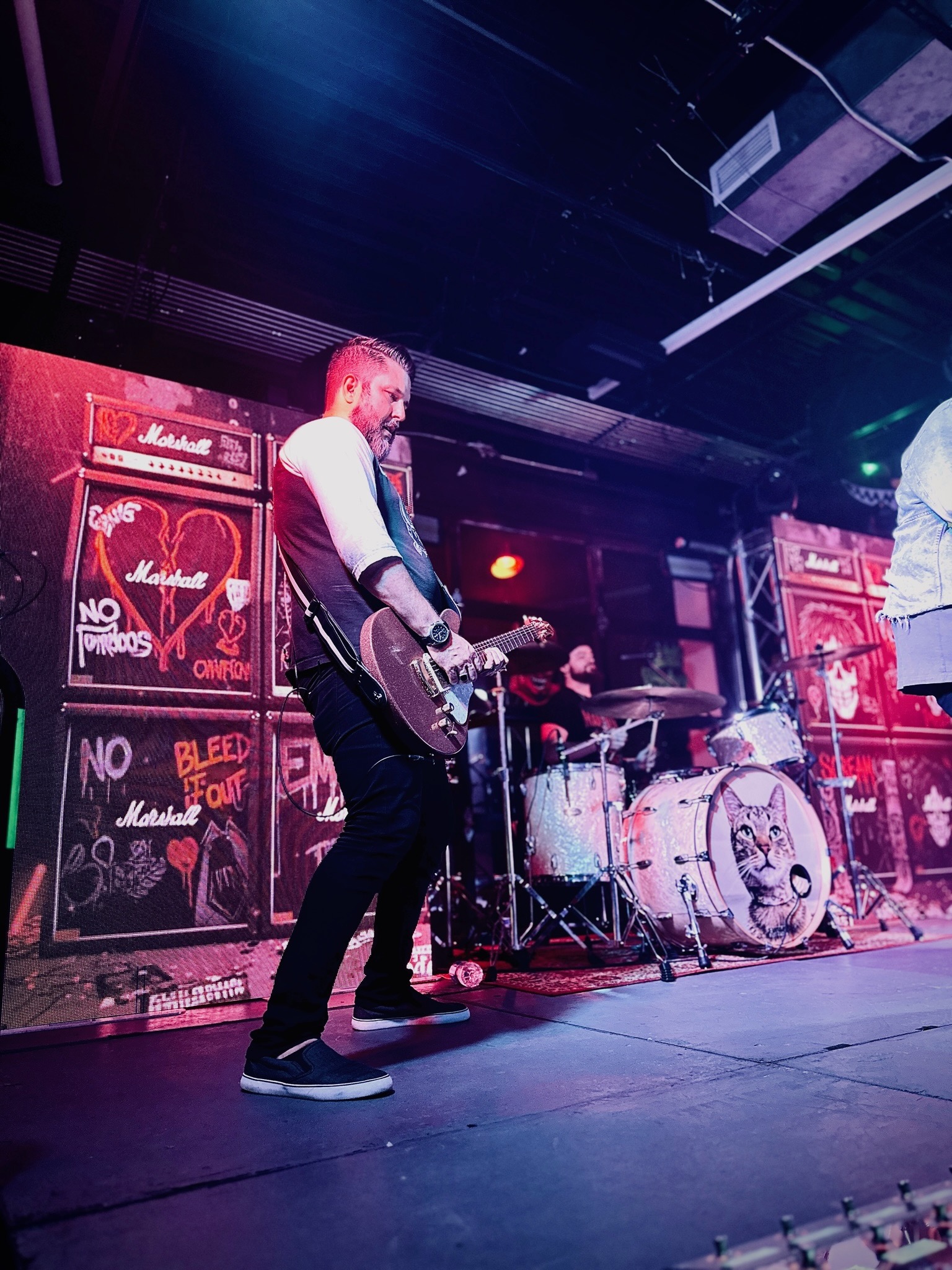 Turtle Smash – guitarist with Marshall amps